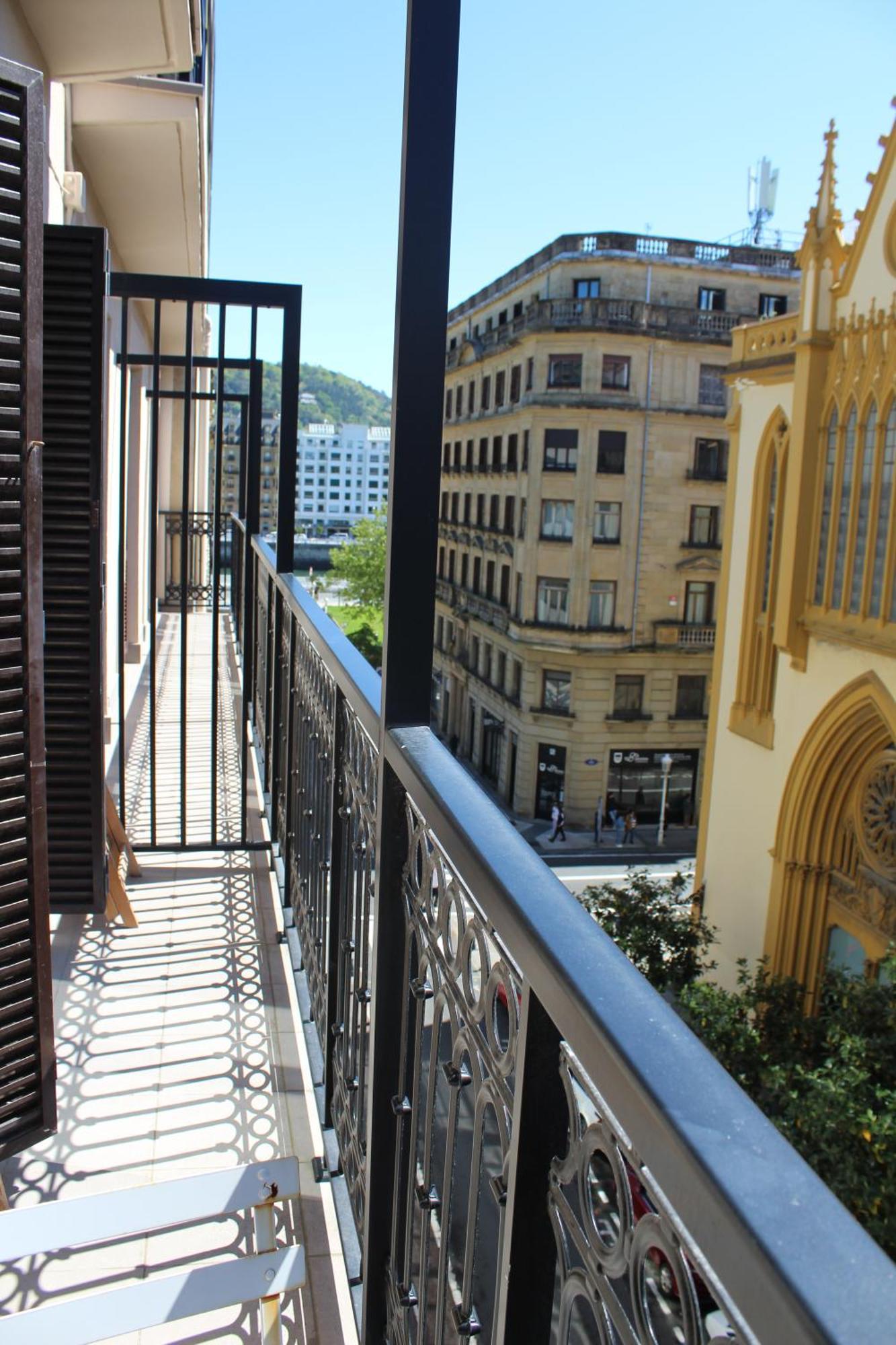 Pension Joakina San Sebastián Exteriör bild